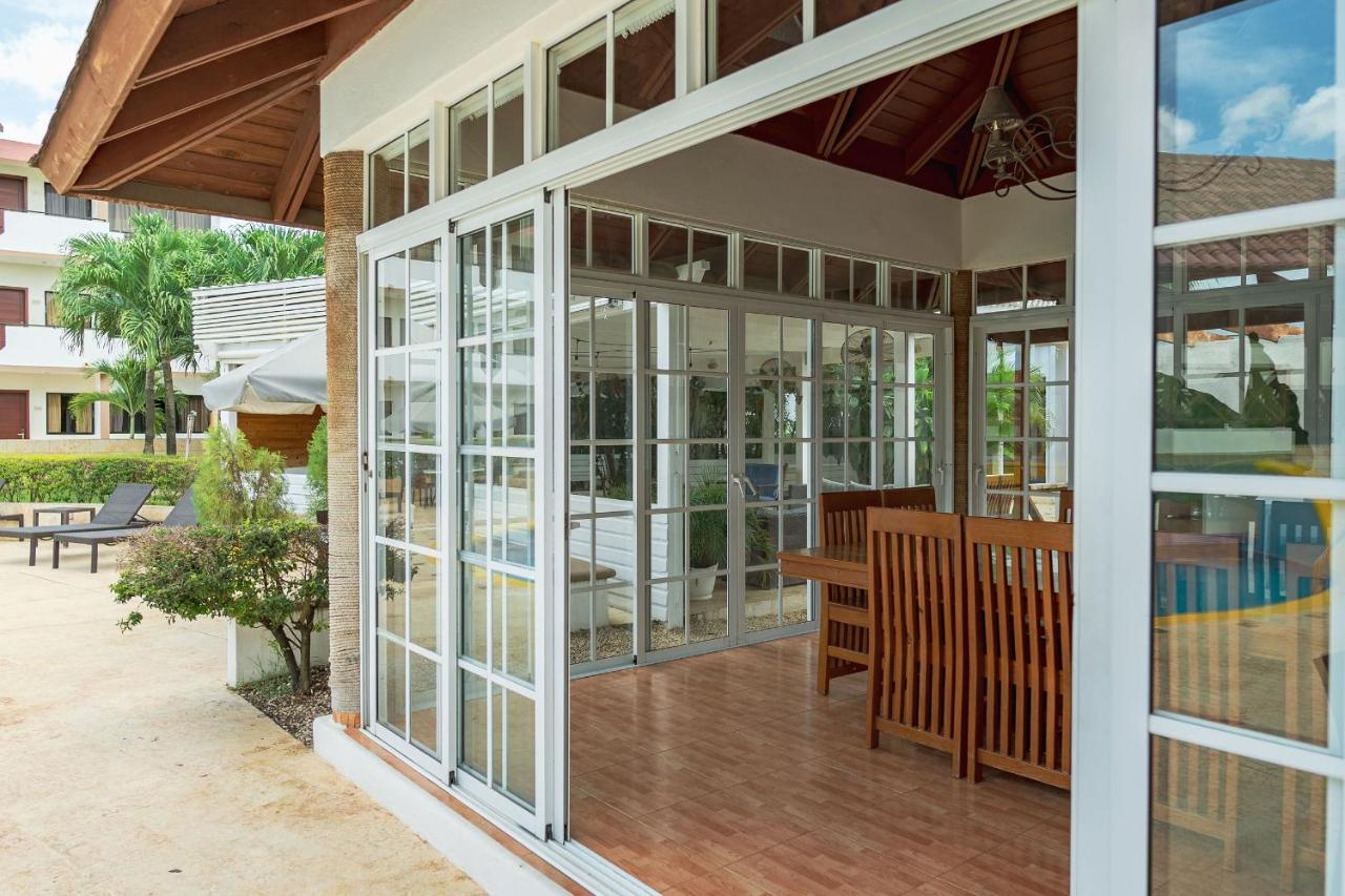 Hotel Silvestre Λα Ρομάνα Εξωτερικό φωτογραφία