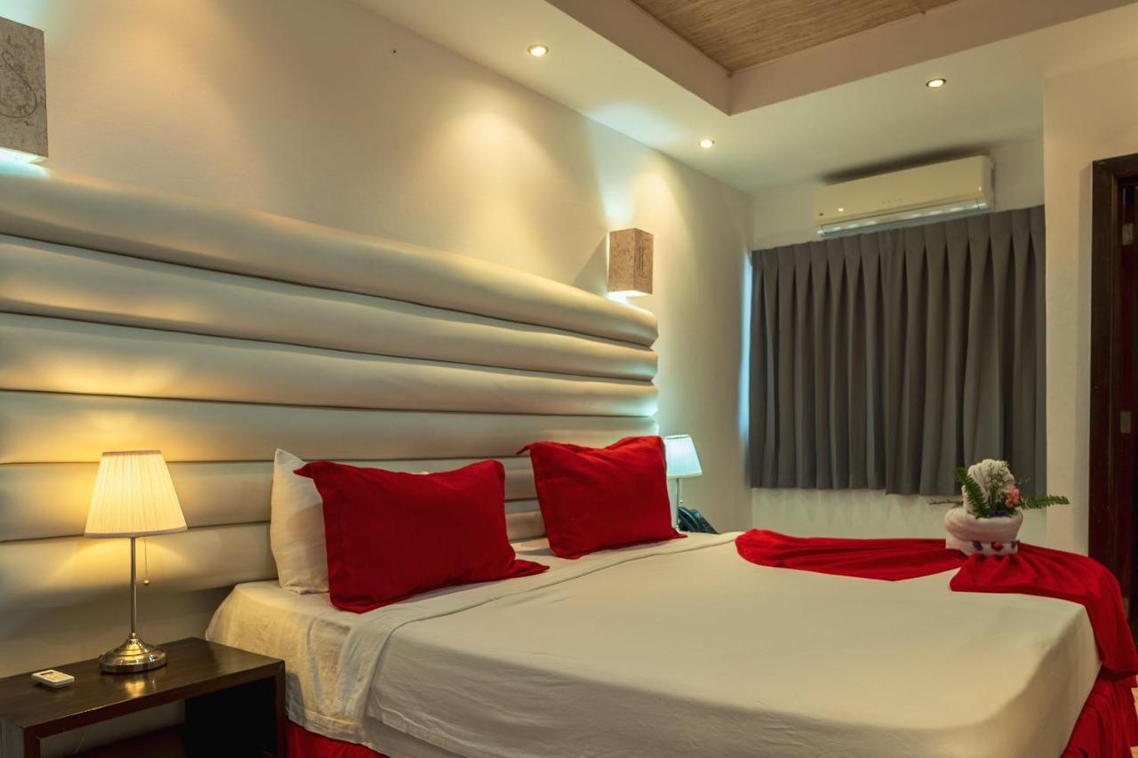 Hotel Silvestre Λα Ρομάνα Εξωτερικό φωτογραφία