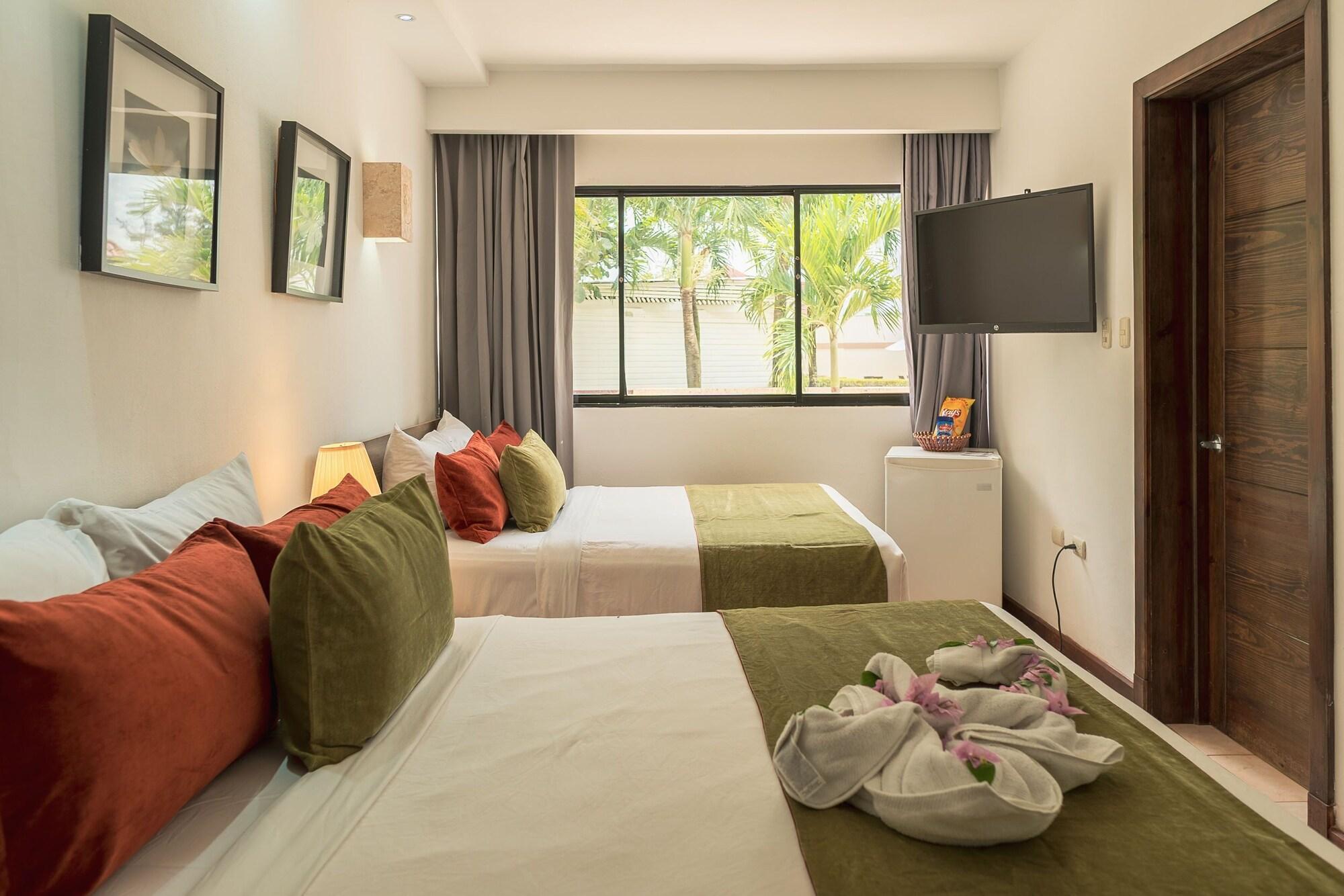 Hotel Silvestre Λα Ρομάνα Εξωτερικό φωτογραφία