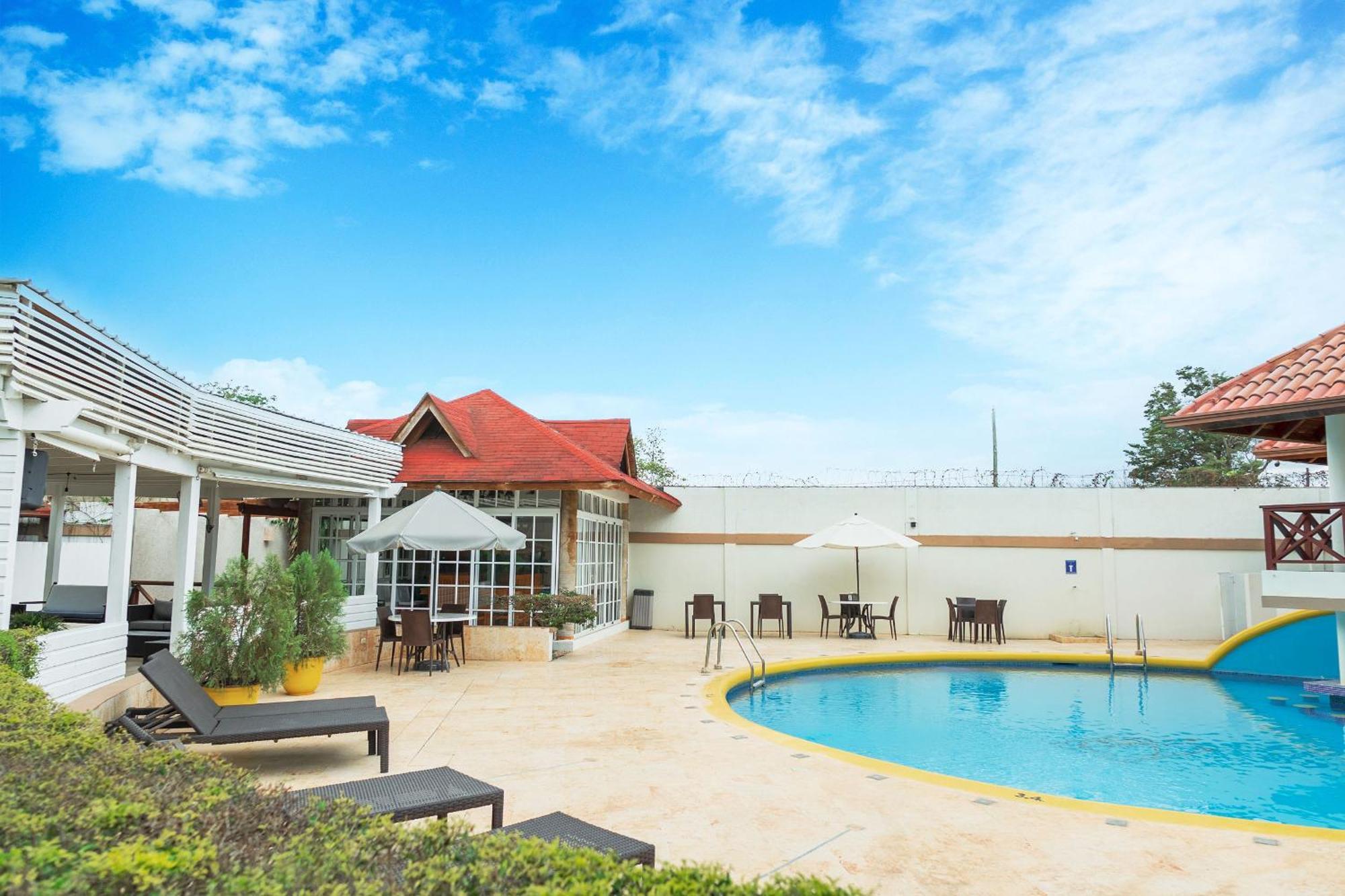 Hotel Silvestre Λα Ρομάνα Εξωτερικό φωτογραφία
